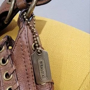 バッグ Coach Tobacco Abbey Lace Flap Hobo Rare Coach Ltd Ed Studded Lace Flap Tobacco Leather LG Abbey